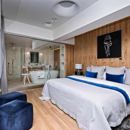 פראג One Room Hotel מראה חיצוני תמונה