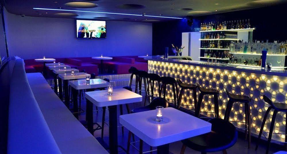 פראג One Room Hotel מראה חיצוני תמונה